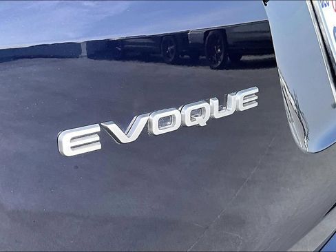Used 2022 Land Rover Range Rover Evoque SE image 22