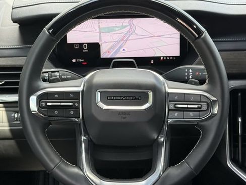 Used 2024 GMC Acadia Denali w/ Super Cruise Package FWD image 10