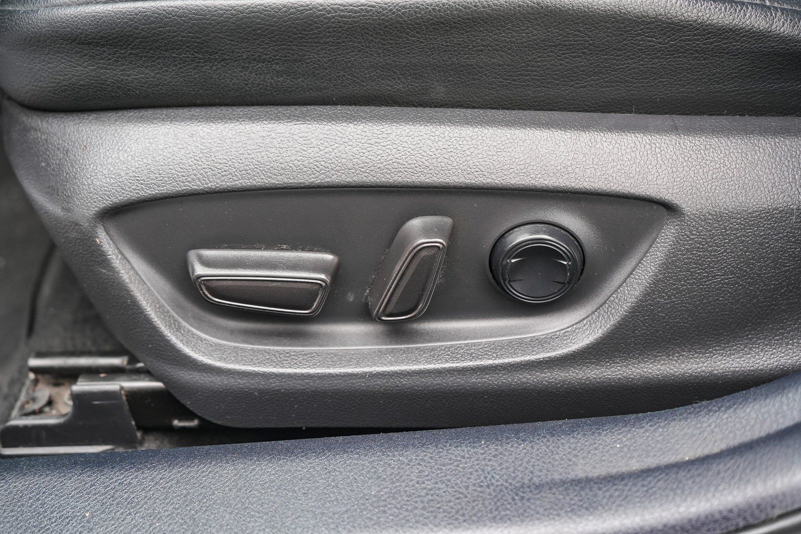 Certified 2020 Toyota Camry SE FWD image 21