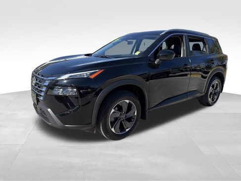 Certified 2024 Nissan Rogue SV w/ SV Premium Package image 3