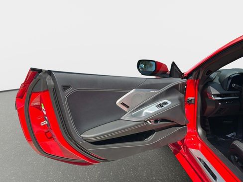 Used 2025 Chevrolet Corvette Stingray Preferred Cpe w/ Battery Protection Package RWD image 27