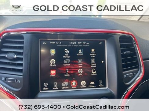 Used 2017 Jeep Grand Cherokee Limited AWD/4WD image 19