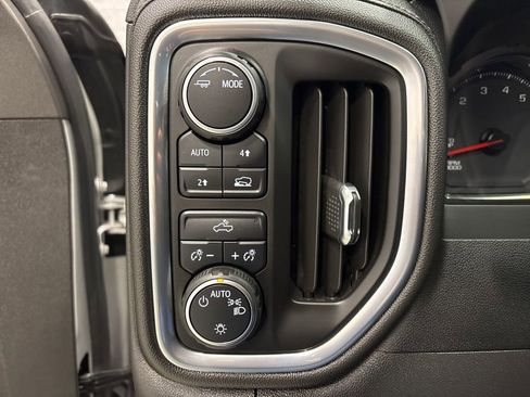 Used 2022 Chevrolet Silverado 1500 LT w/ Bed Protection Package image 27