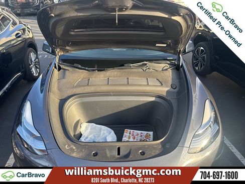 Used 2023 Tesla Model Y Long Range image 12