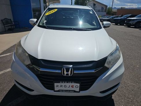 Used 2018 Honda HR-V EX-L image 3