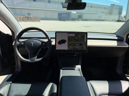 Used 2021 Tesla Model 3 Long Range AWD/4WD image 23