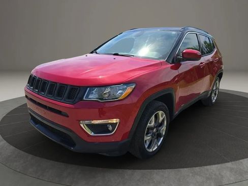 Used 2018 Jeep Compass Limited w/ Navigation Group AWD/4WD image 2