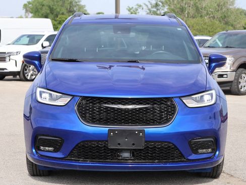 Used 2021 Chrysler Pacifica Touring w/ S Appearance Package FWD image 5