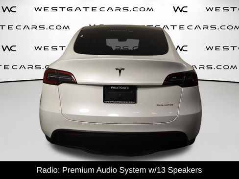 Used 2024 Tesla Model Y Long Range AWD/4WD image 4
