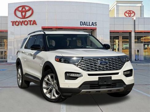 Used 2023 Ford Explorer Platinum w/ Technology Package AWD/4WD image 1