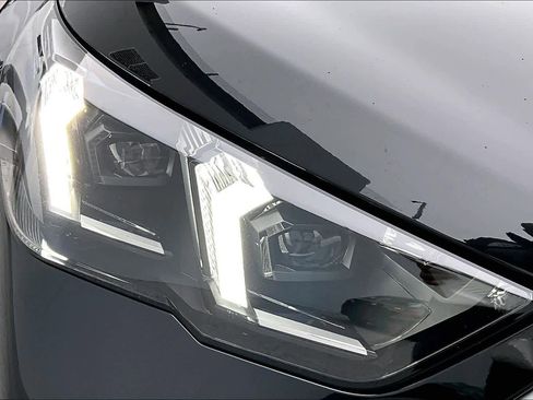 Used 2024 BMW X2 M35i image 27