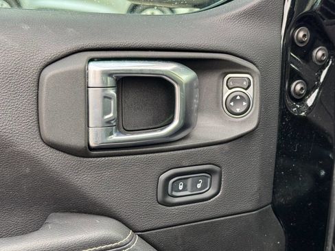 Used 2023 Jeep Wrangler Unlimited Sahara w/ Dual Top Group image 27