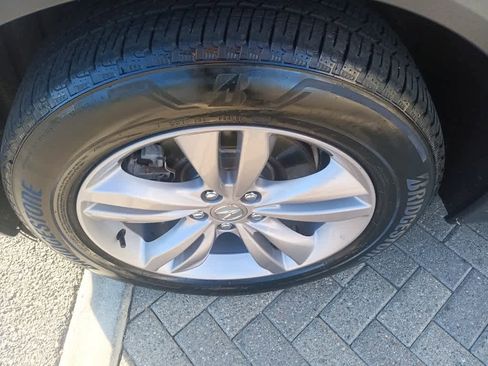 Used 2023 Acura MDX SH-AWD image 9