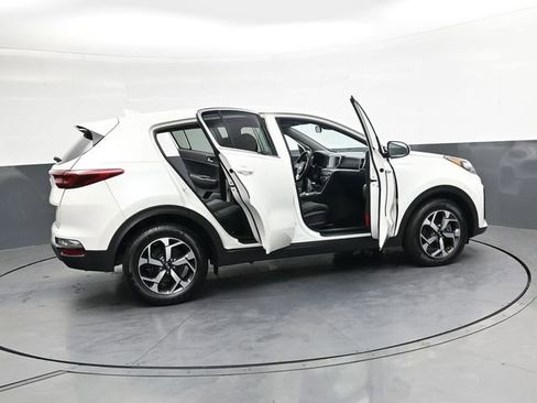 Used 2022 Kia Sportage LX FWD image 40
