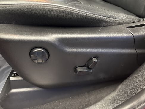 Used 2019 Dodge Durango GT AWD/4WD image 13