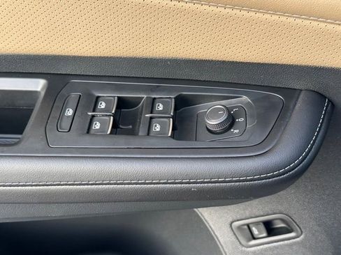New 2026 Volkswagen Atlas Cross Sport SE AWD/4WD image 22