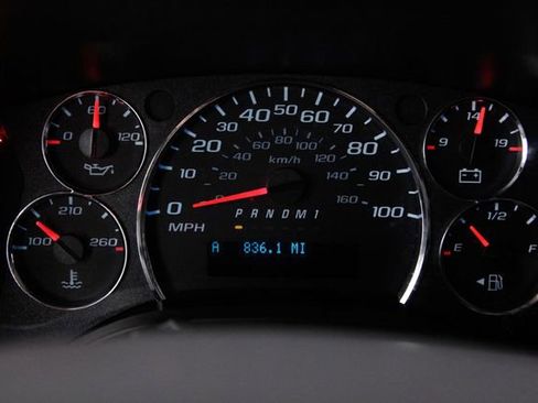 Used 2024 GMC Savana 2500 w/ Driver Convenience Package image 21