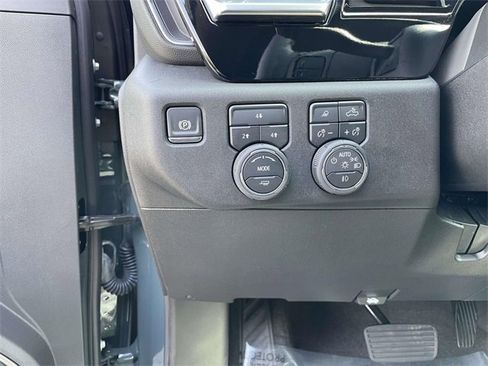 Used 2026 Chevrolet Silverado 2500 LT w/ Trail Boss Package image 14