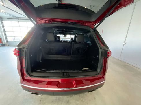 Used 2023 Chevrolet Traverse High Country w/ LPO, Floor Liner Package image 25