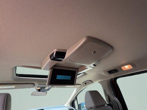 Used 2019 Honda Odyssey Touring image 30