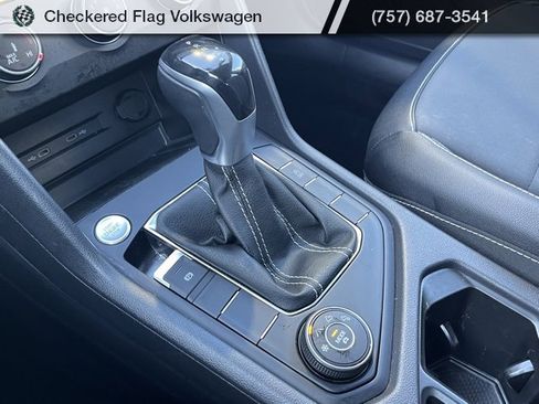 Used 2022 Volkswagen Taos SE image 43
