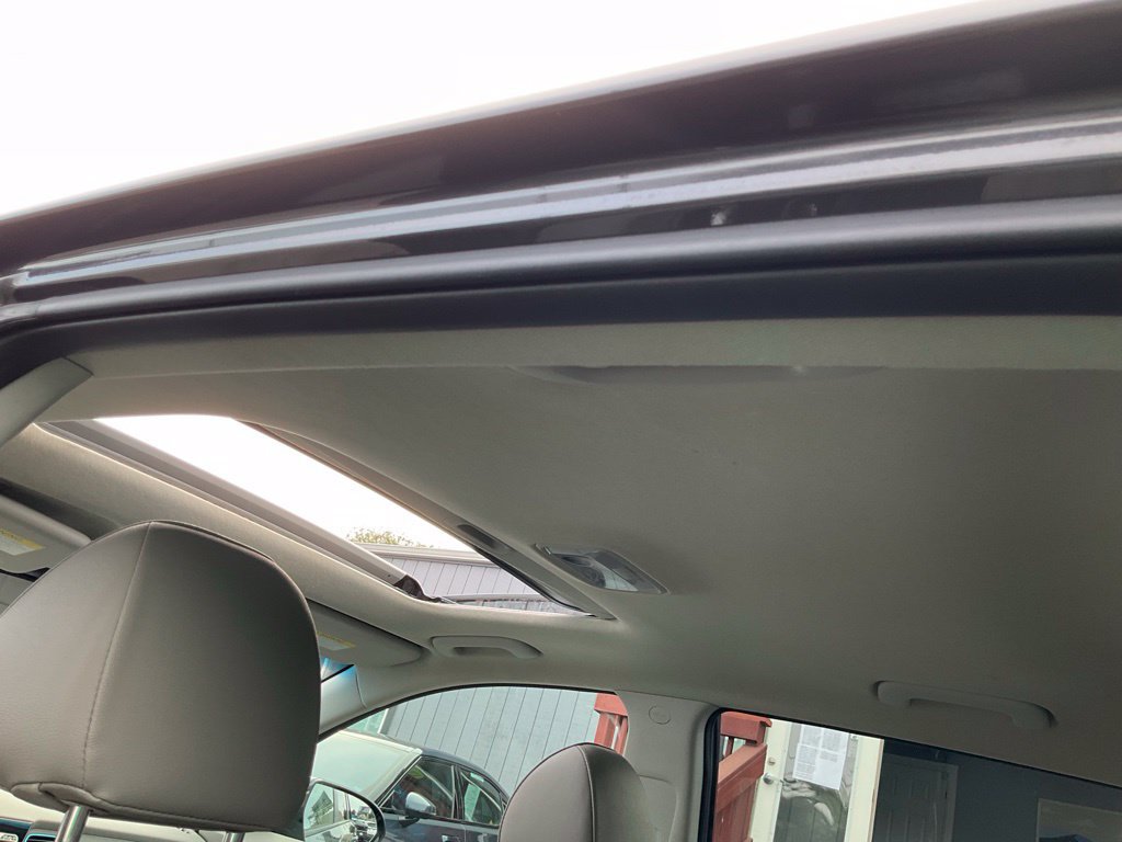 Used 2019 Kia Niro EX Premium w/ Sunroof Package FWD image 31