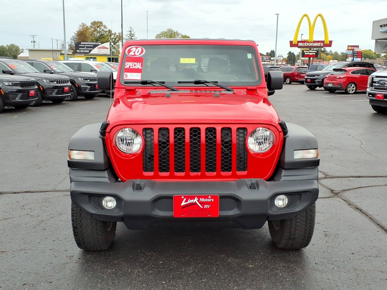 Used 2020 Jeep Gladiator Sport w/ Quick Order Package 24S AWD/4WD image 9