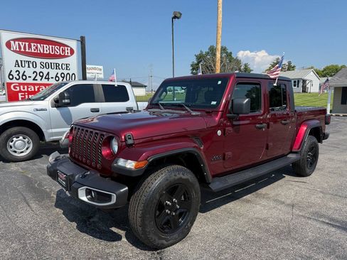 Used 2021 Jeep Gladiator Sport AWD/4WD image 2