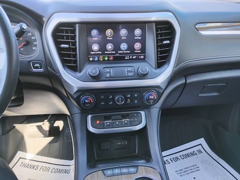 Used 2023 GMC Acadia SLE w/ Driver Convenience Package image 8