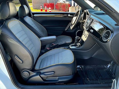 Used 2016 Volkswagen Beetle 1.8T Dune w/ Dune Technology Package image 27