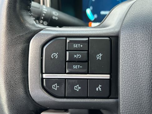 Certified 2024 Ford F350 Lariat image 31