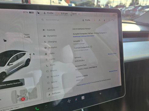 Used 2020 Tesla Model 3 Standard Range Plus image 30