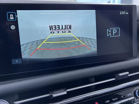 Used 2025 Hyundai Santa Cruz SE image 19