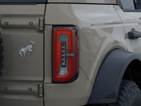 New 2026 Ford Bronco Outer Banks AWD/4WD image 23