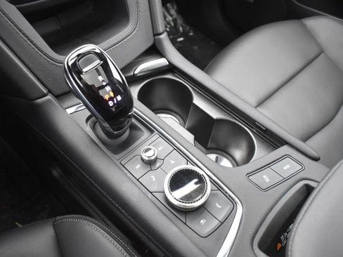 Certified 2024 Cadillac XT6 Premium Luxury w/ LPO, Floor Liner Package image 20