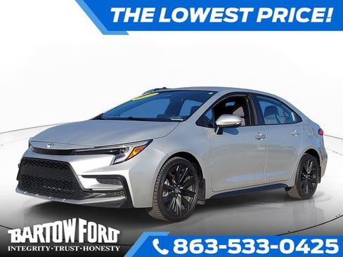 Used 2024 Toyota Corolla SE FWD image 1