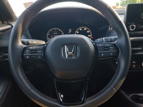 Used 2023 Honda HR-V Sport image 19