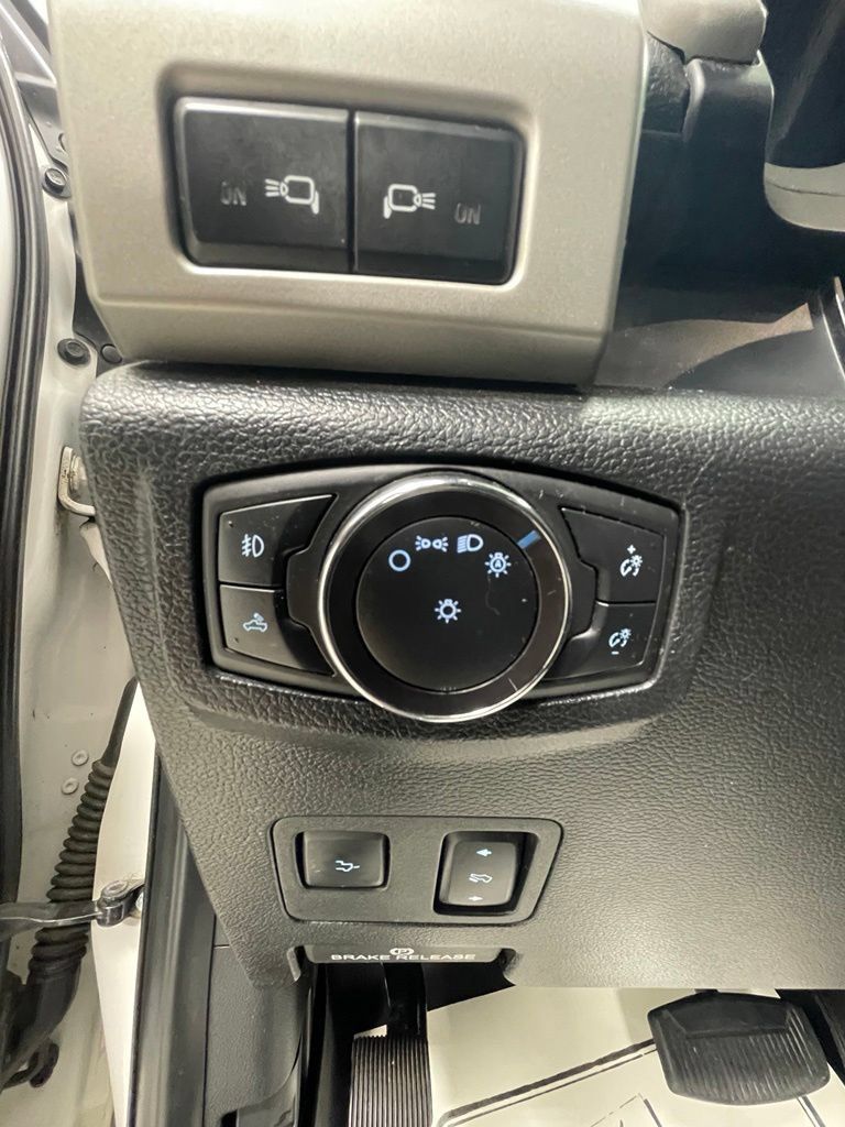 Used 2019 Ford F250 Lariat w/ Lariat Ultimate Package AWD/4WD image 18