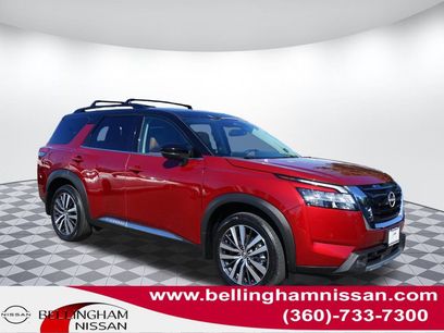 Used 2022 Nissan Pathfinder Platinum w/ Cargo Package