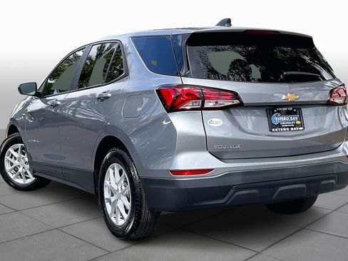 Used 2023 Chevrolet Equinox LS w/ LS Convenience Package FWD image 12