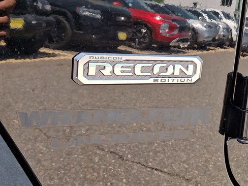 Used 2018 Jeep Wrangler Unlimited Rubicon AWD/4WD image 29