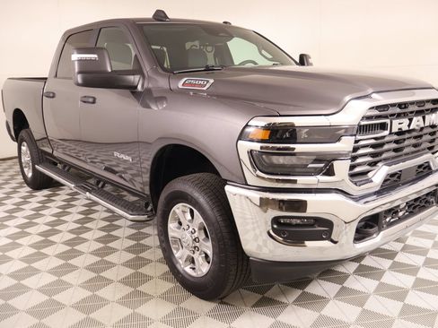Used 2026 RAM 2500 Big Horn AWD/4WD image 1
