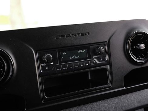 Used 2021 Mercedes-Benz Sprinter 2500 w/ Driver Convenience Package image 20