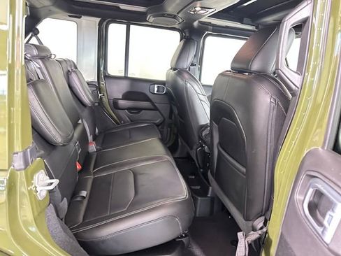 Used 2022 Jeep Wrangler Unlimited Sahara w/ Cold Weather Group image 27