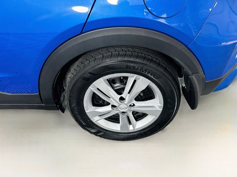 Used 2022 Nissan Kicks S FWD image 11