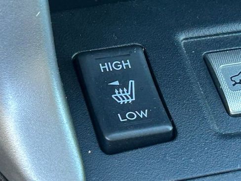 Used 2018 Subaru Forester 2.5i Limited AWD/4WD image 16