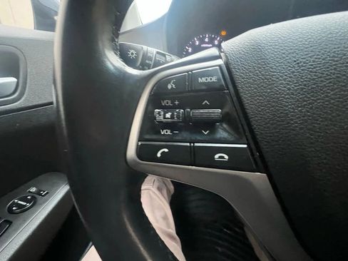 Used 2019 Hyundai Accent Limited image 14