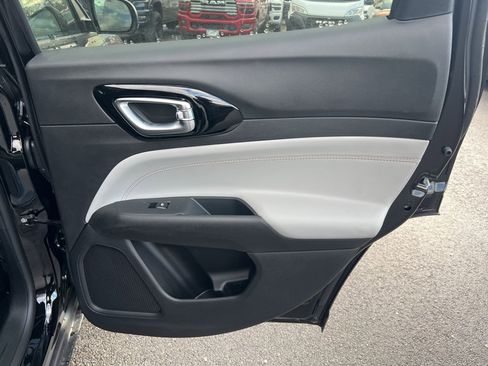 New 2026 Jeep Compass Limited image 12