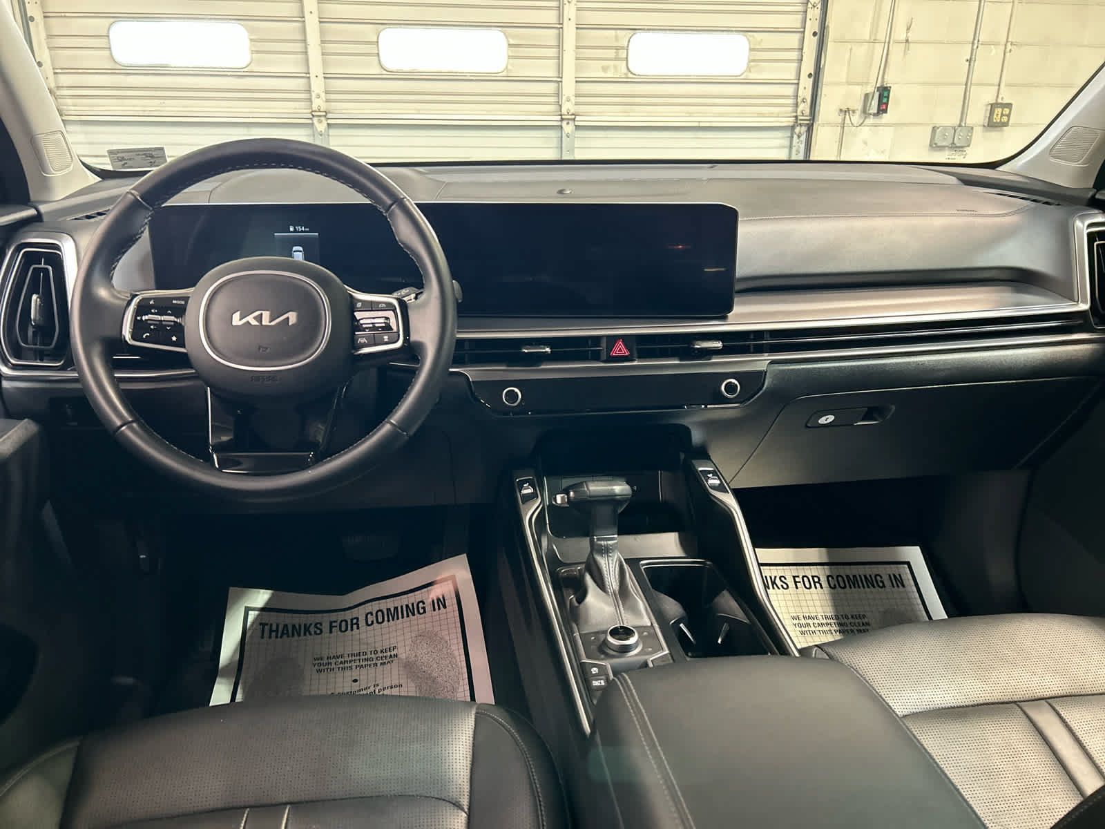 Used 2025 Kia Sorento S AWD/4WD image 4