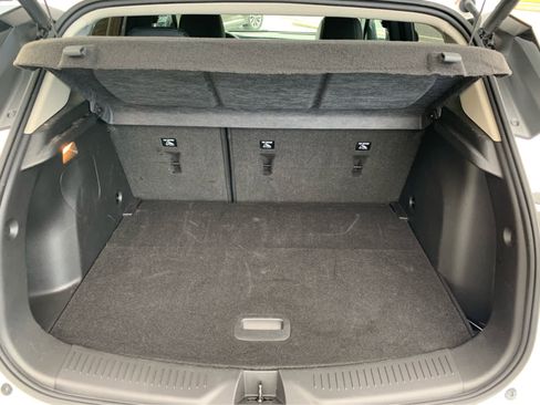 Used 2022 Buick Encore GX Essence image 6